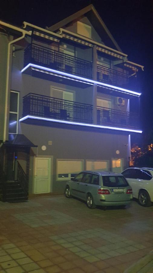 Apartments Kamenjar Novi Sad Esterno foto